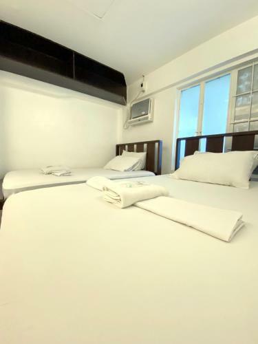 Hostal E Relaxed Haven Transient House