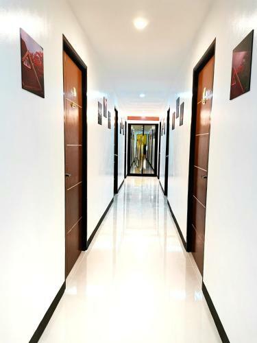 Hostal E Relaxed Haven Transient House