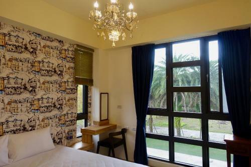Dawn Redwood Villa