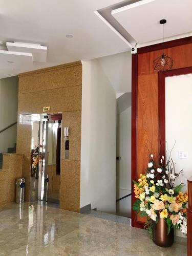 Kh?i Ho�n Hotel