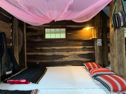 Plei Homestay & Caf�