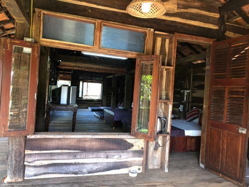 Plei Homestay & Caf�