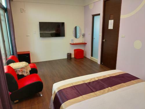 Purple Shell Homestay