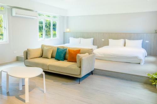 Revel Villa