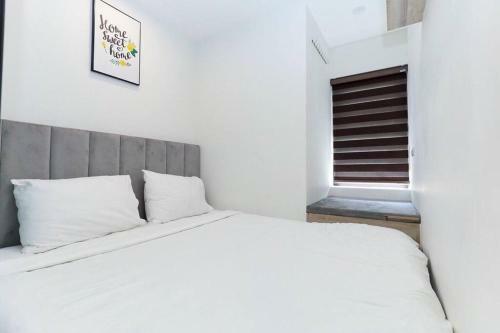 2 Bedrooms Apart. With Sea View In Center