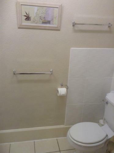 Hostal Bridgefoot Guest House