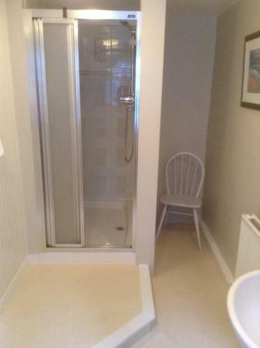 Hostal Bridgefoot Guest House