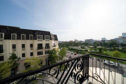 Sline Hotel - The Manor