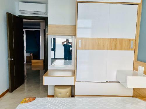 Three Bedroom Apartment With Sea View