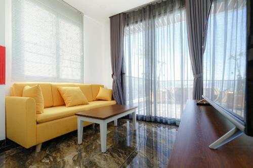 H?ng Th�nh Luxury Hotel & Apartments