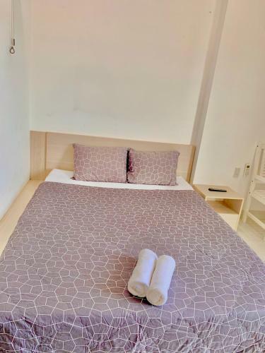 Lee Apartment