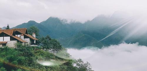 Cloud Village Sapa