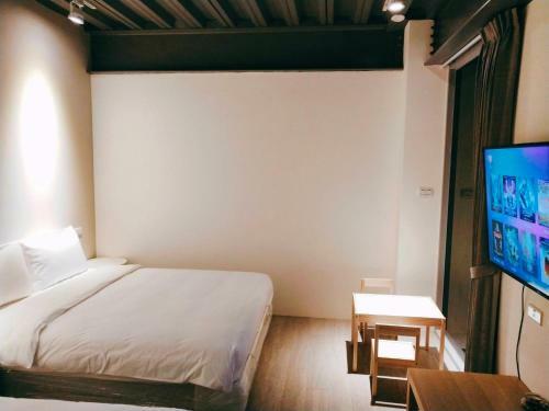 Shine Residence