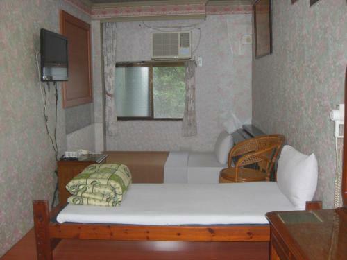 Hostal Uni Hotel