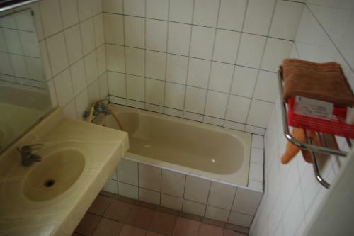 Hostal Uni Hotel