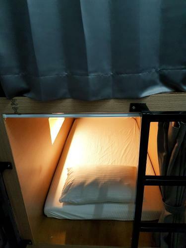 Utopia Hostel
