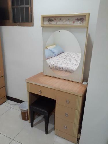 Apartment (female Only)