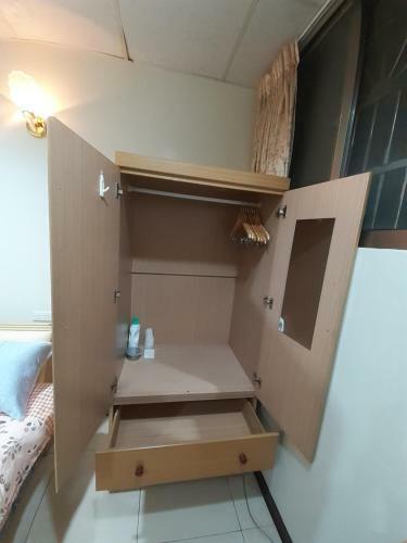Apartment (female Only)