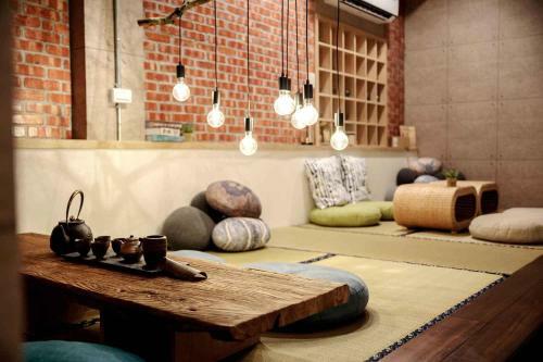Bird Series Hostel