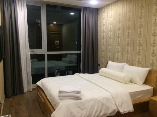 Capitalland's Service Apartment Park 7 Vinhomes