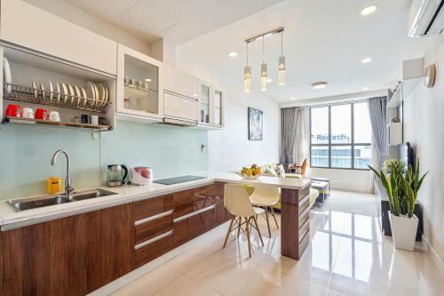 Apartamento 1br-high Floor-city Center-saigon Home