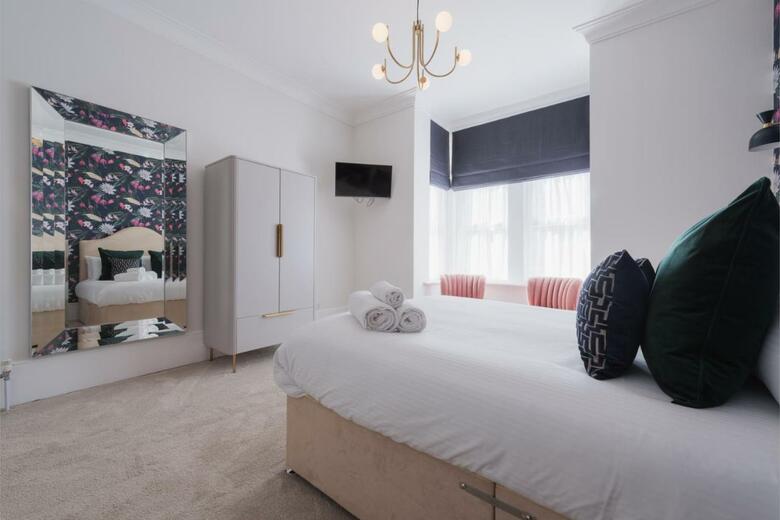 Somerset House Boutique Hotel And Restaurant