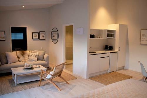 Hostal Triple Two Omaha