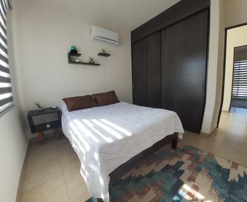 Beewolf Beach House