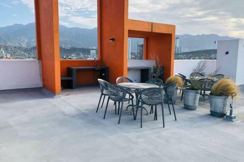 Apartamento Monterrey Living Centro El Titan Piso 6