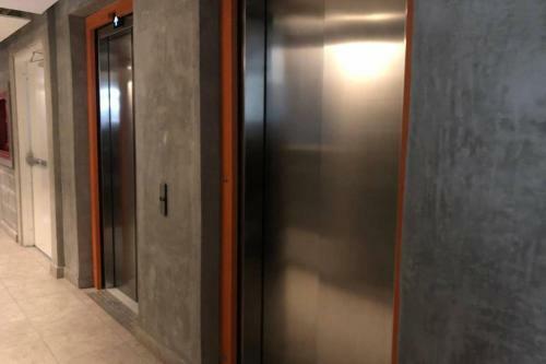 Apartamento Monterrey Living Centro El Titan Piso 6