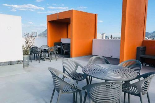 Apartamento Monterrey Living Centro El Titan Piso 6