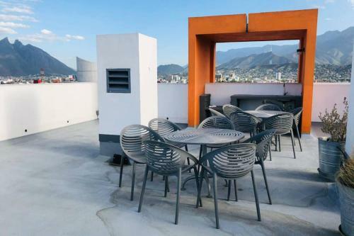 Apartamento Monterrey Living Centro El Titan Piso 6