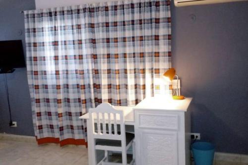 Micaela House. Beautiful House In Exclusive Area.