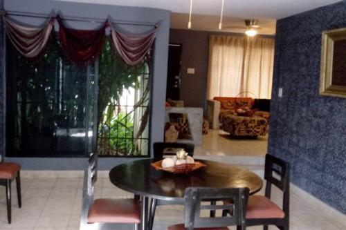 Micaela House. Beautiful House In Exclusive Area.