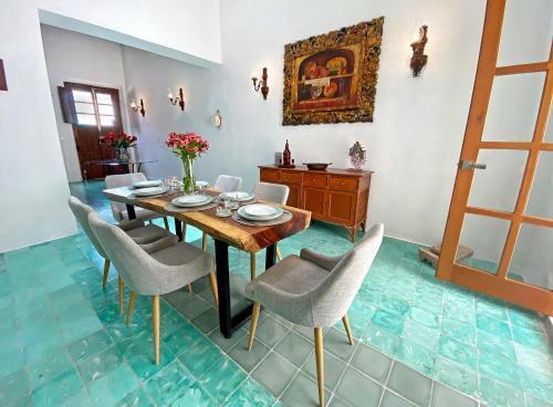 Casa Chinchimbacal, Centro M�rida