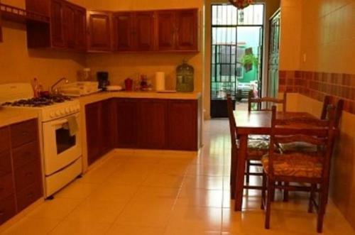 Hostal Guest House La Casa Del Quetzal