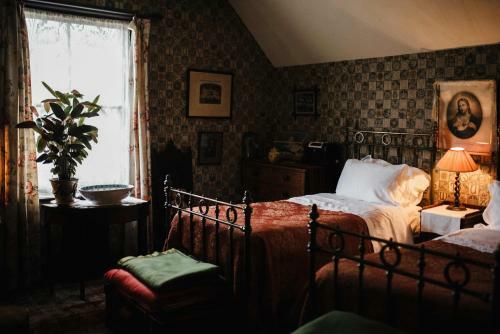 St Benedict - Victorian Bed And Breakfast