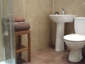 Hostal Phoenix Guest House