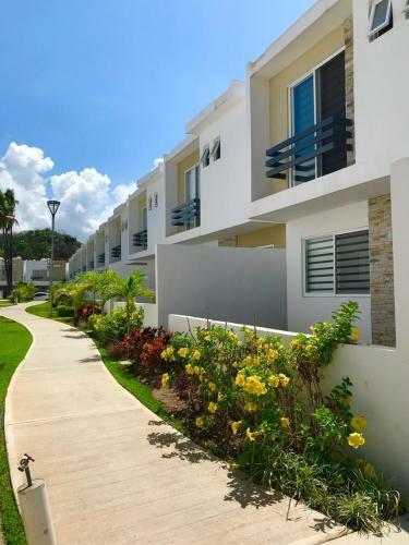 Casa Vacacional Para 8 Personas En Cerritos