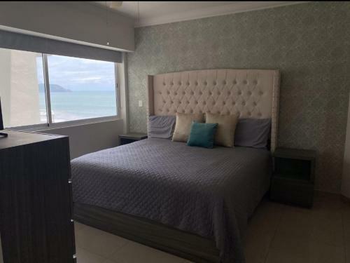 Apartamento A Pie de Playa Con Alberca Jacuzzi Vista Al Mar