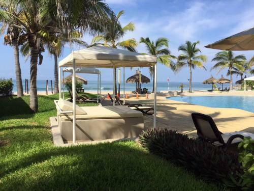 Apartamento A Pie de Playa Con Alberca Jacuzzi Vista Al Mar