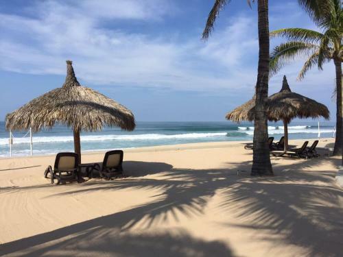 Apartamento A Pie de Playa Con Alberca Jacuzzi Vista Al Mar
