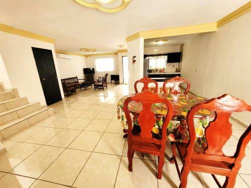 Casa Zona Dorada