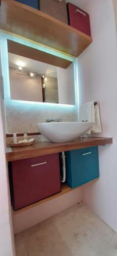 Apartments In Casa Iris Downtown, Luxury And Modern Coliving Space
