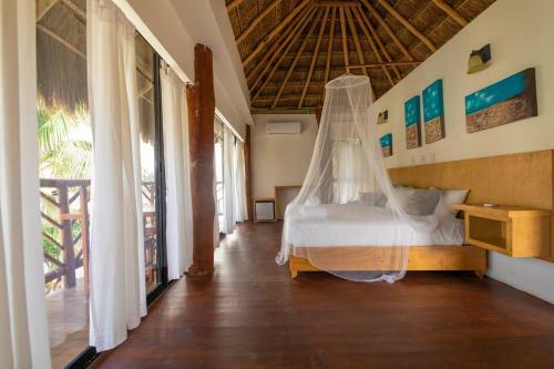 Hotel & Beach Club Ojo de Agua