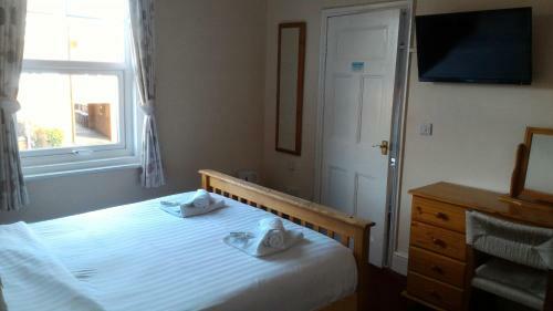 Hostal Cedar Lodge Hotel
