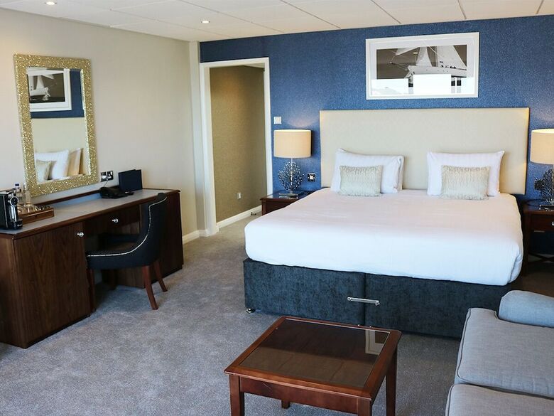 Sandbanks Hotel