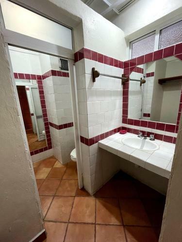 Hotel Bugambilias