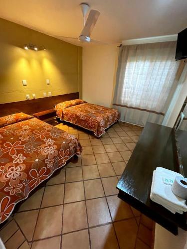 Hotel Bugambilias