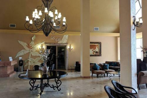 Apartamento Ground Floor Sonoran Spa 109-w - 2br 2ba